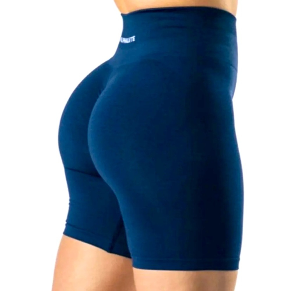Alphalete Amplify Biker Shorts